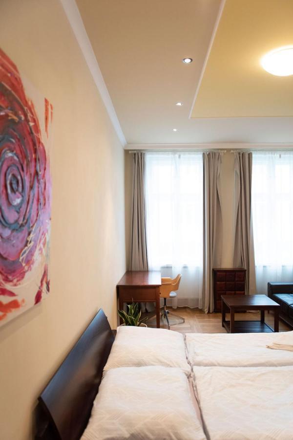 Velky Apartman Bratislava Ngoại thất bức ảnh