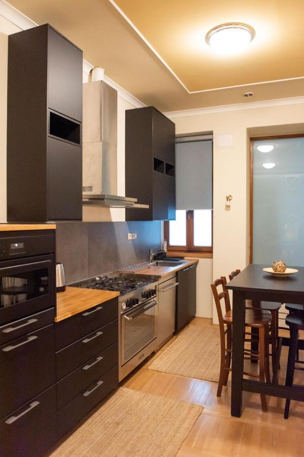 Velky Apartman Apartment Bratislava Ngoại thất bức ảnh